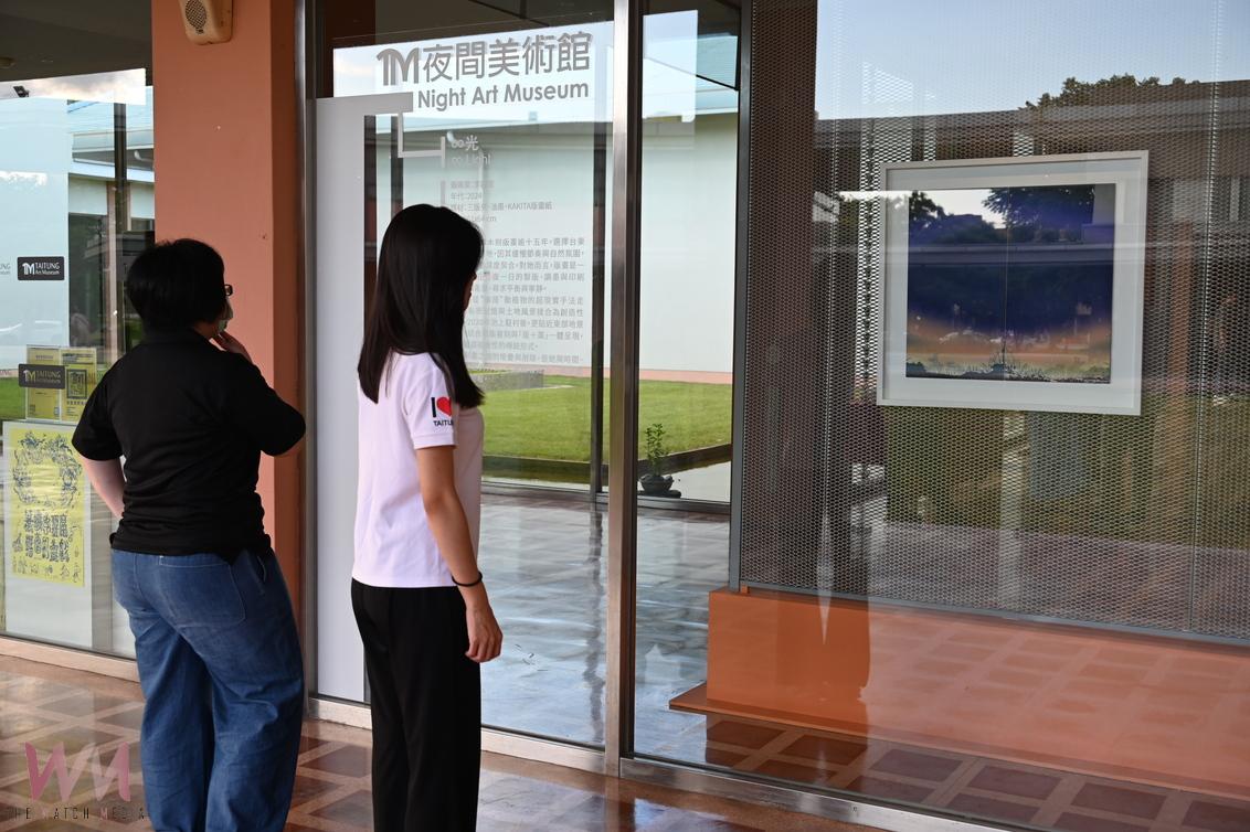 民眾深夜排隊只為一抹靜謐之光 臺東美術館化身夜間光影舞台 - https://www.watchmedia01.com