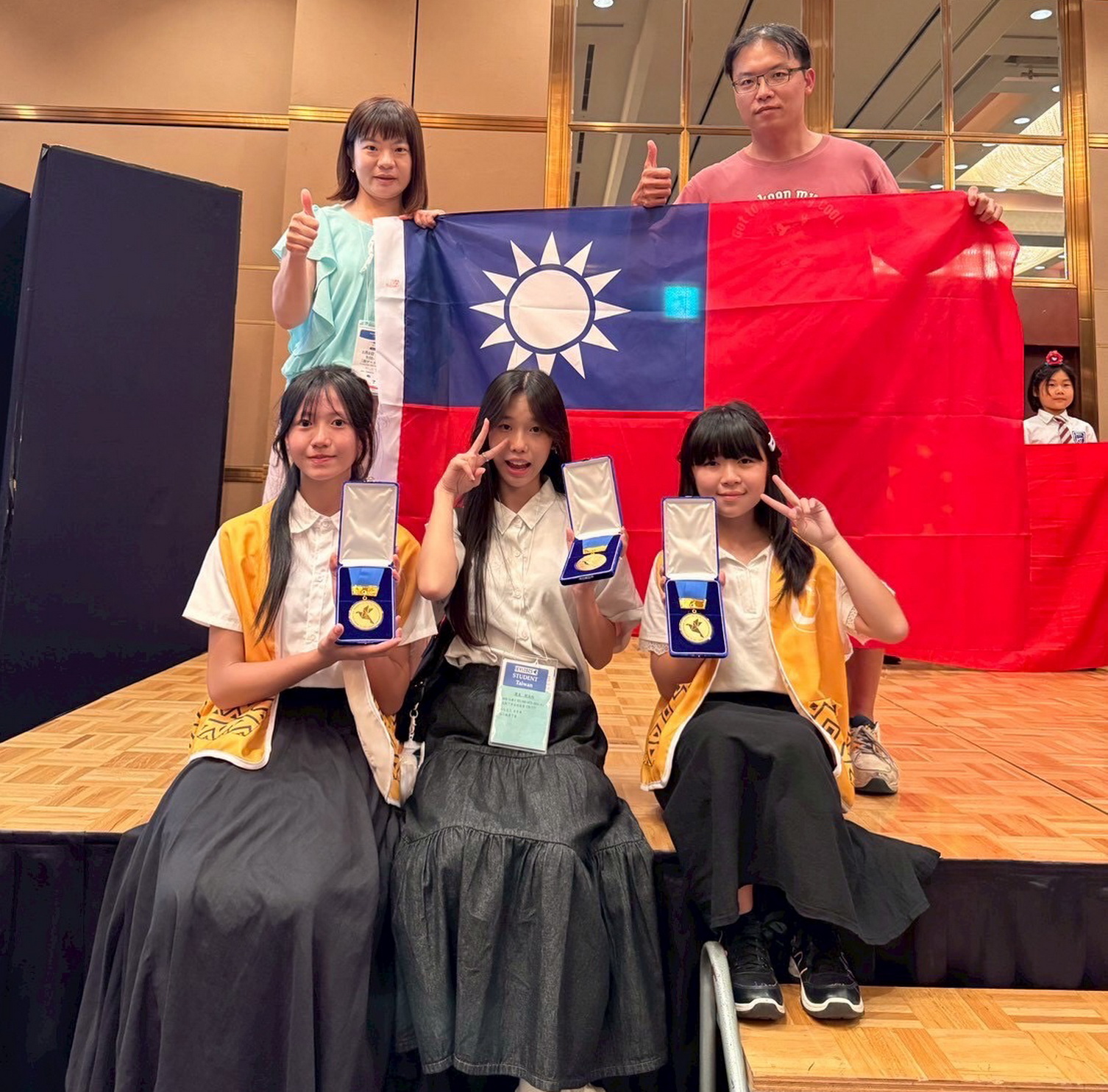 桃園之光!龍潭國中AI發明團隊躍上國際舞台 嬰兒睡姿辨識系統勇奪金牌 - https://www.watchmedia01.com