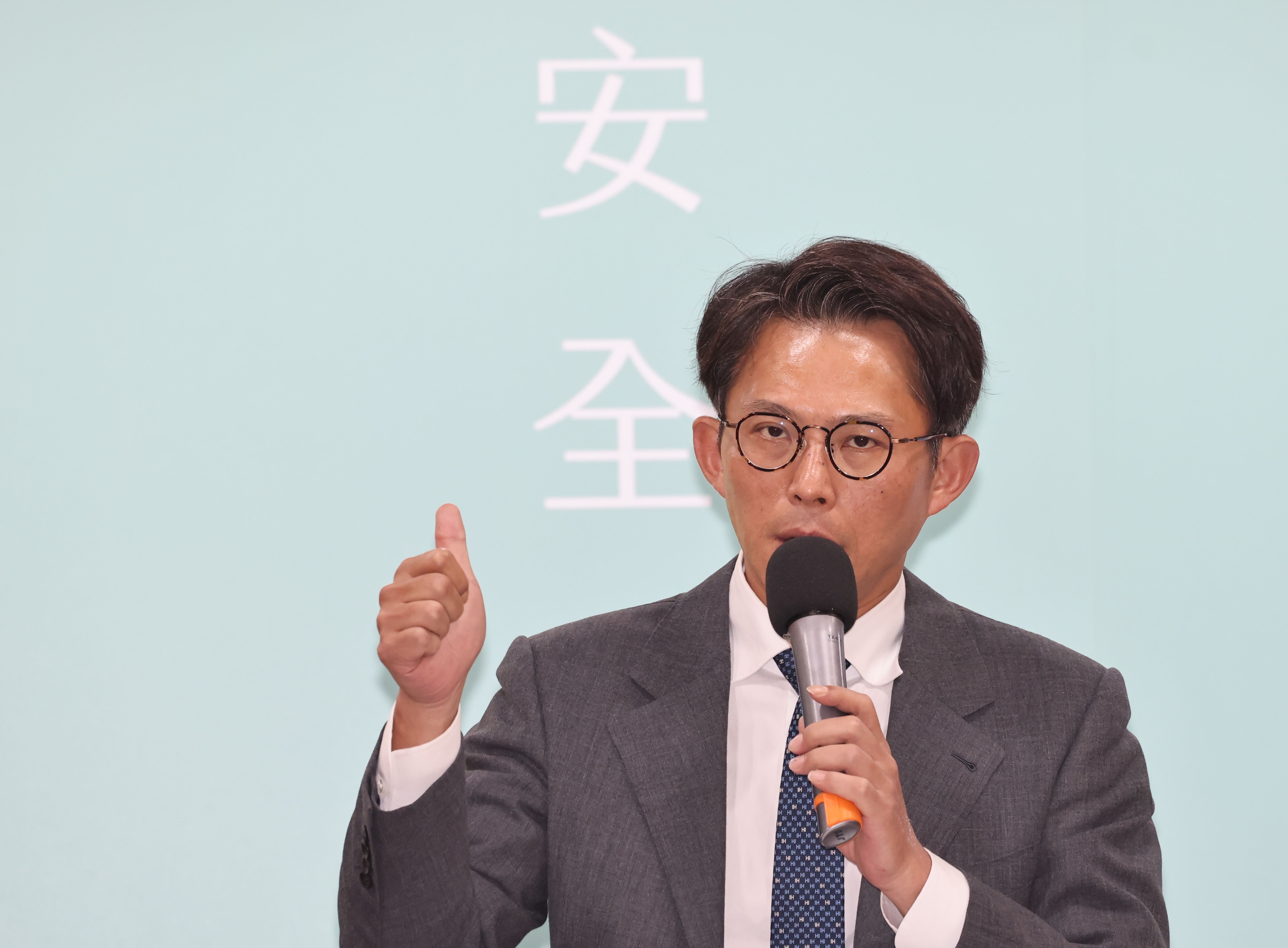 黃國昌日前表態參選新北市長,喊話在野陣營共推最強候選人,讓藍白合議題再浮上檯面。資料照片/林啟弘攝