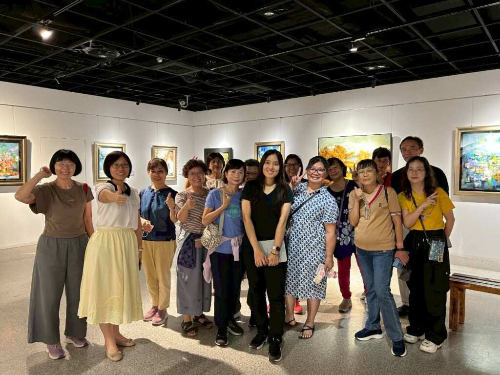 ▲文化部所屬國立彰化生活美學館自114年8月13日至9月7日,於該館第三展覽室舉辦「《續寫,畫語》—陳民芳西畫個展」。由藝術家陳民芳展出67件粉彩、水彩與油畫等近年新作。(彰化生活美學館提供)