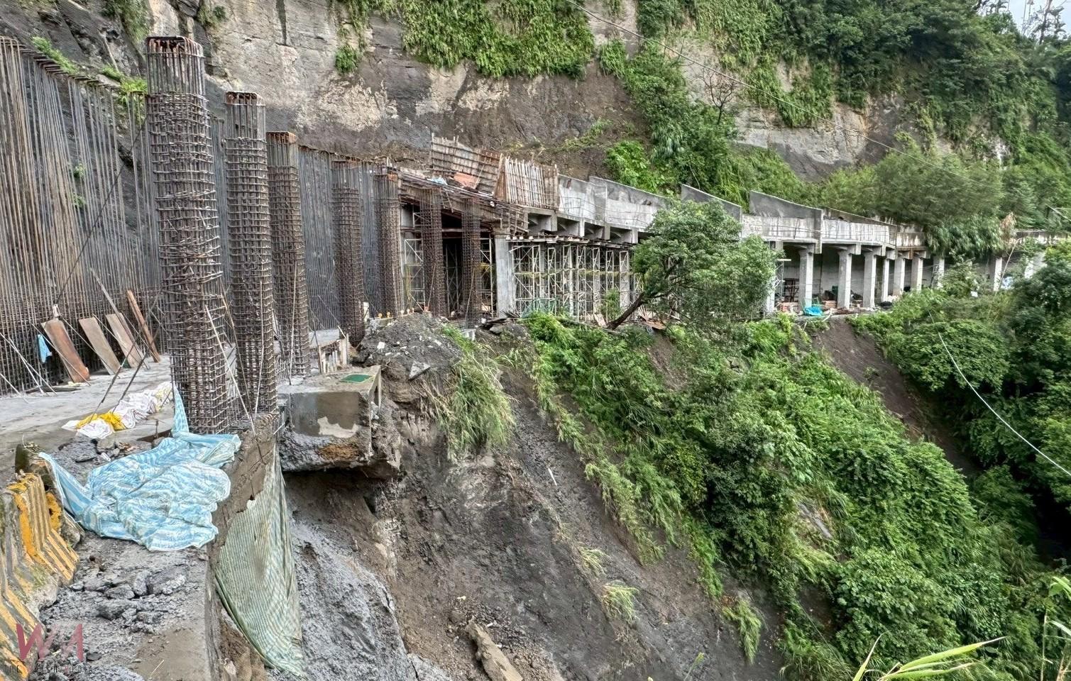 古坑草嶺邊坡滑落威脅交通 劉建國促加速搶修保安全 - https://www.watchmedia01.com