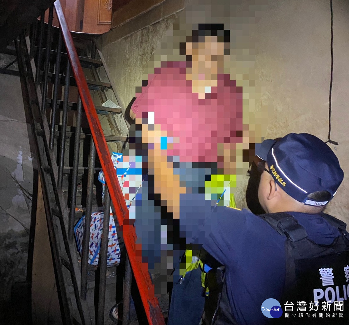 獨居病患報案求助虛弱難言 內安警即刻救援助送醫