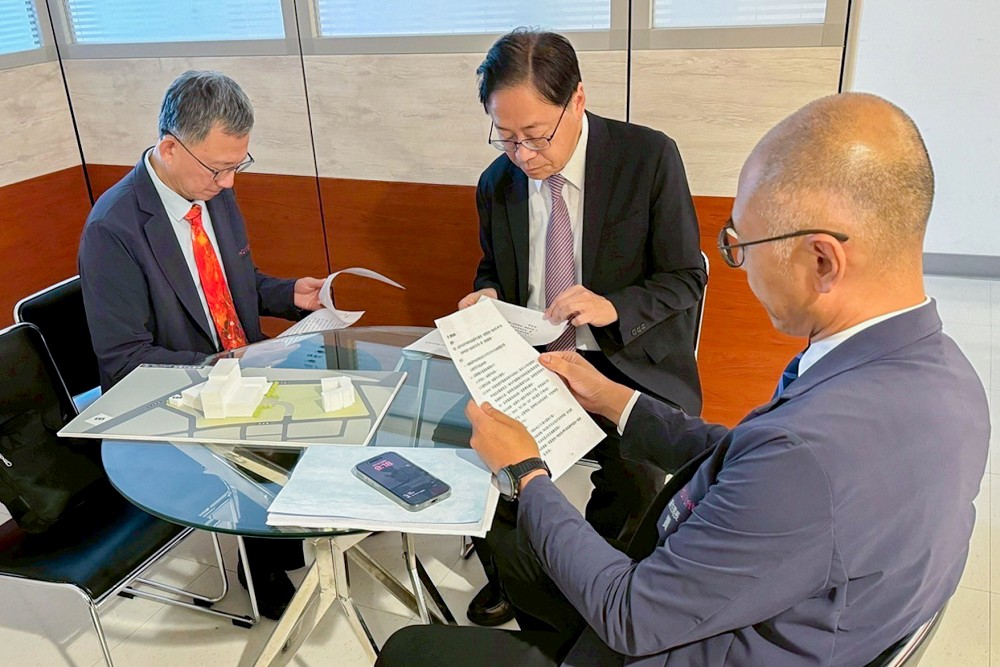 爭取核定桃園市立醫院 張善政:未來服務人口預估達150萬人 240 爭取核定桃園市立醫院 張善政:未來服務人口預估達150萬人 239