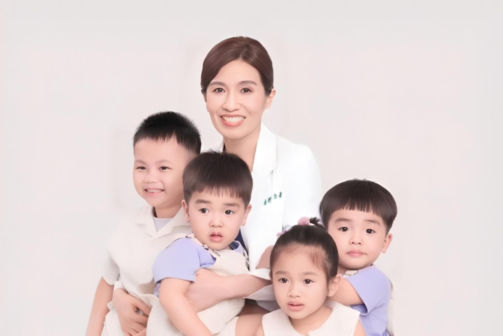 四寶媽親身見證銜接母乳首選 新生兒科醫師王杏安推薦雀巢能恩全護3 199 cnews124250814a03