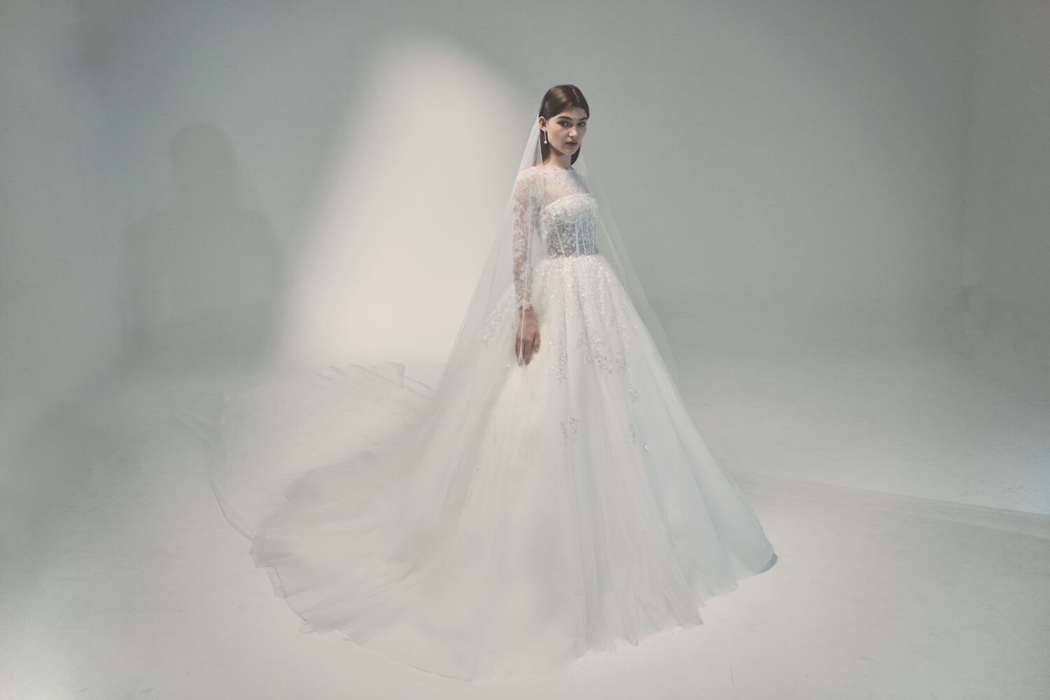 LETOII ATELIER 發表 COUTURE 2026 春季高級訂製系列——〈A.W.A.K.E.N. 覺醒之境〉。(圖/LETOII ATELIER 提供)