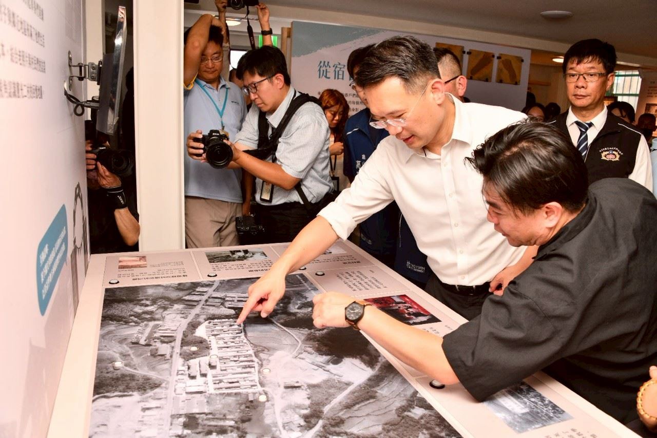 憲光二村文化特展登場 蘇俊賓:傳承憲兵精神與榮耀 0dadab30 3fa0 4bf3 a8bf b646c1c9fbc6
