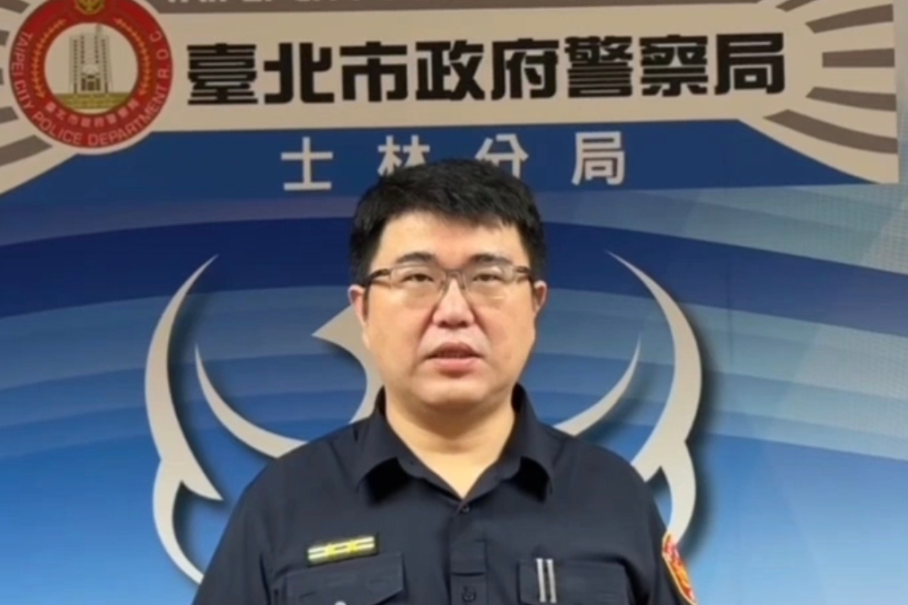 基河路口發生搶手機糾紛 士林警迅速到場排除 1 MEITU 20250816 113808634