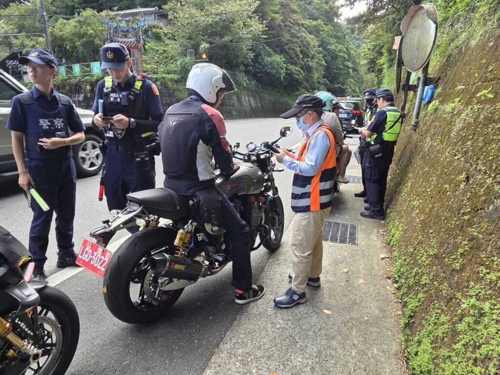 警監攜手合作 共同防制青少年暑期危駕行為 2 1755326488917
