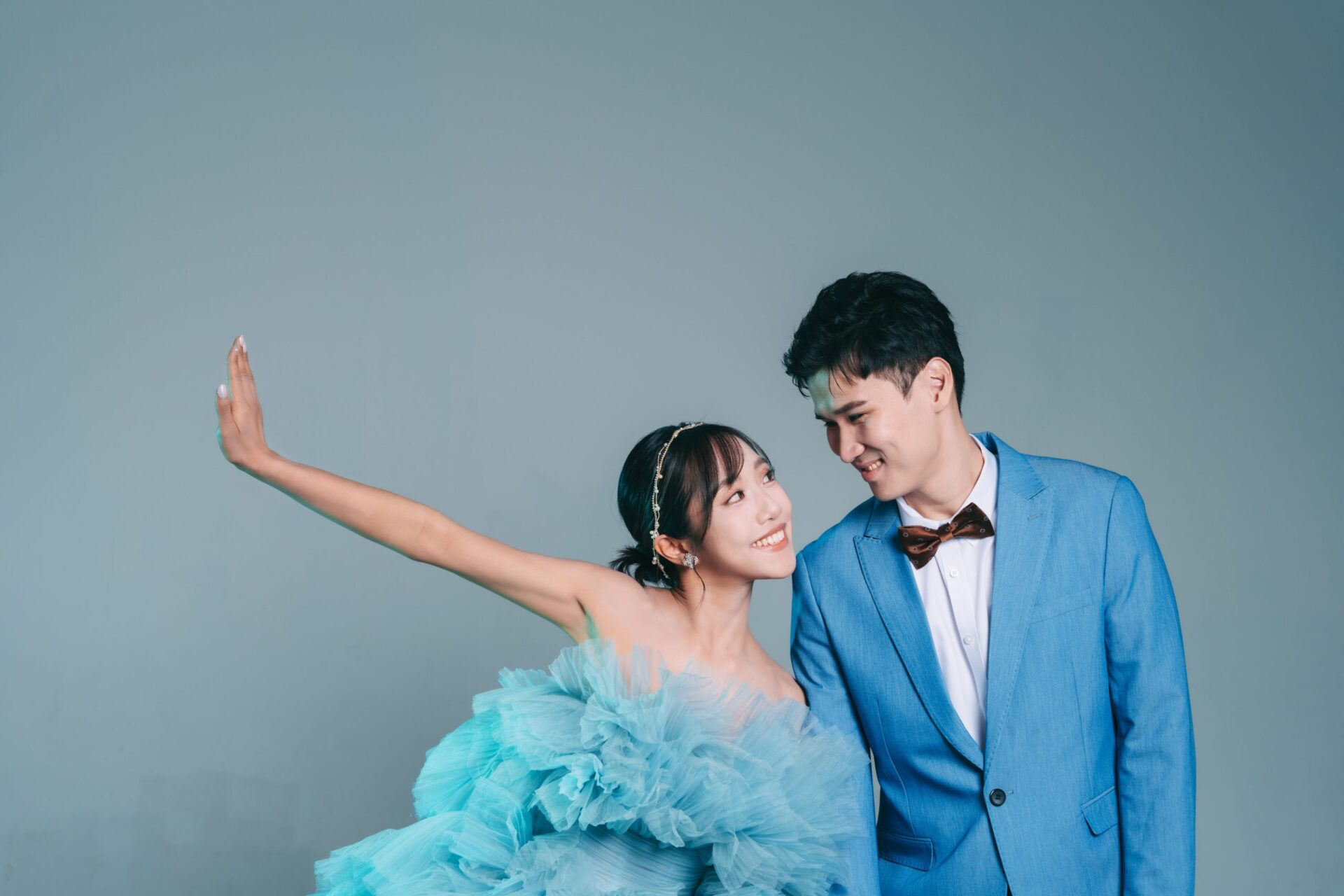蔡佩軒Ariel婚禮倒數 意外接力長針眼 戴墨鏡結婚也是一種浪漫