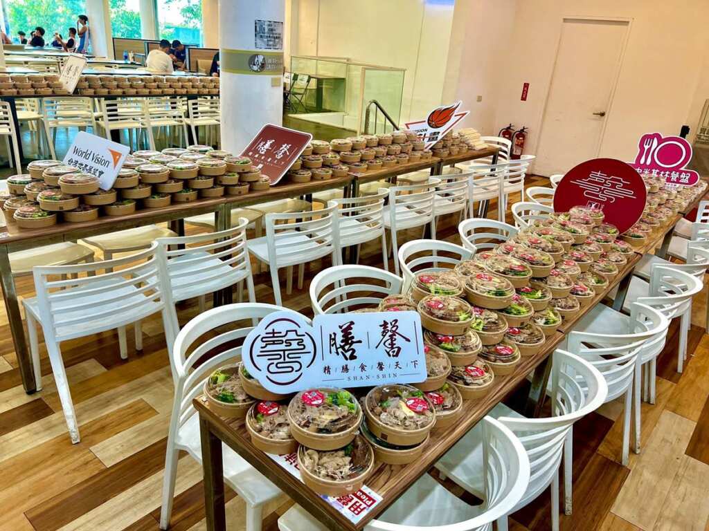 ▲膳馨此次特別為參與活動的青少年與教練團隊設計 「營養均衡.風味兼具」 的米其林餐盒。(膳馨餐飲集團提供)