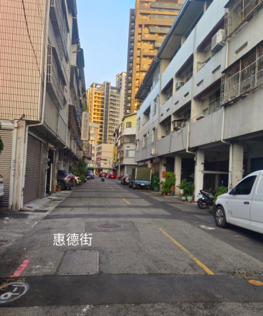 台中路面「跳跳糖」？居民抱怨施工不平-網友笑：騎車像騎馬
