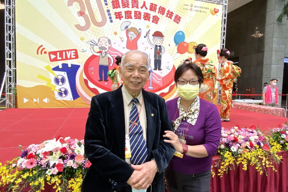 活到老學到老   新北8位榮獲全國終身學習楷模殊榮
