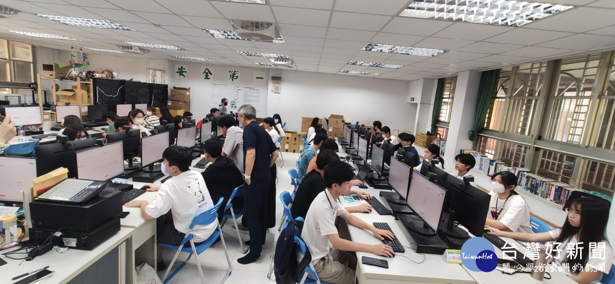 桃園市教育局攜手國立陽明交大 跨域培育AI人才
