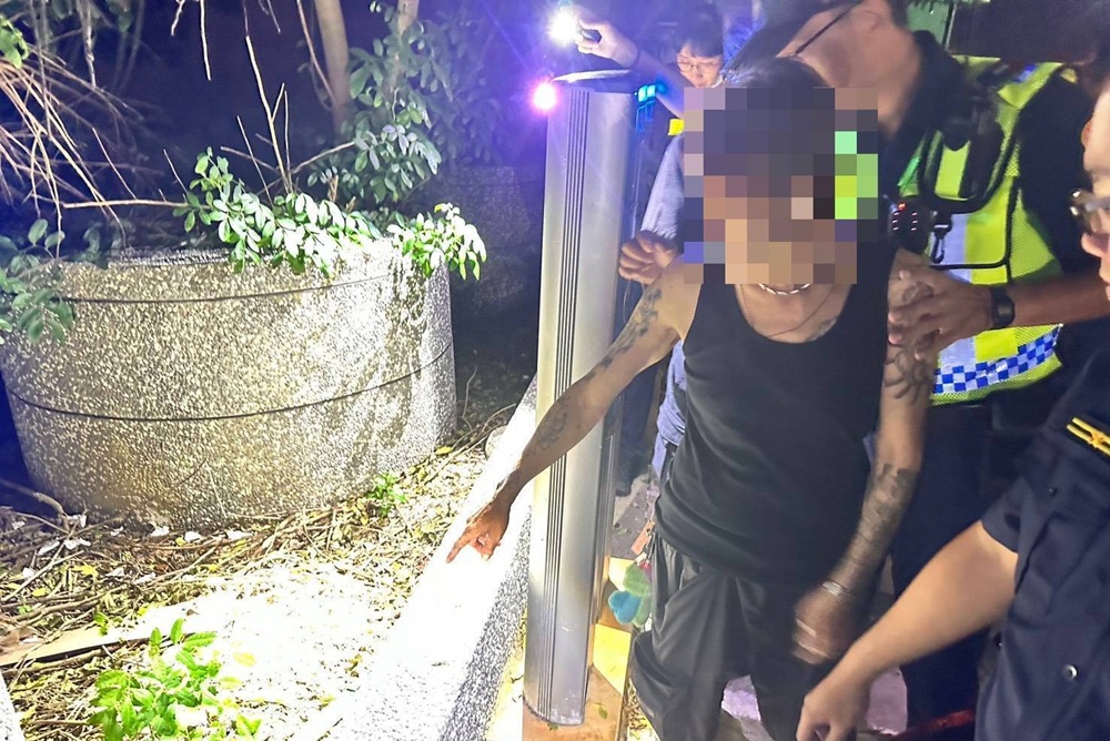 醫院承包清潔工動刀 疑不滿同事拿西瓜刀砍傷他左手 219 cnews204250819a04