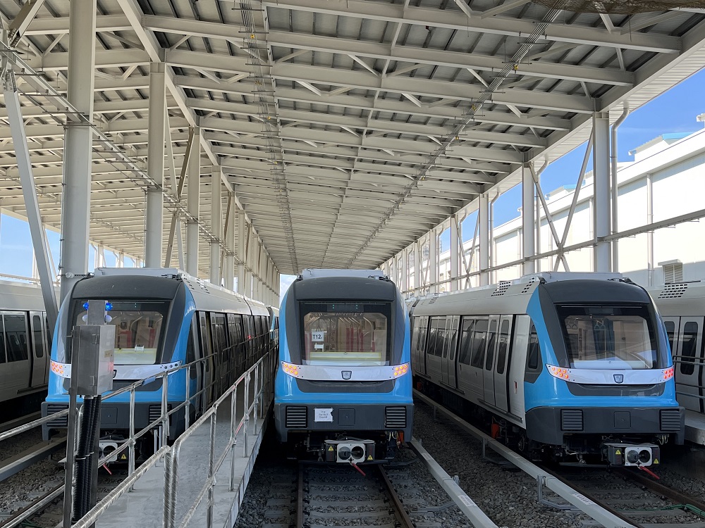 新北捷運三鶯線進入完工衝刺階段　29列車全數抵台