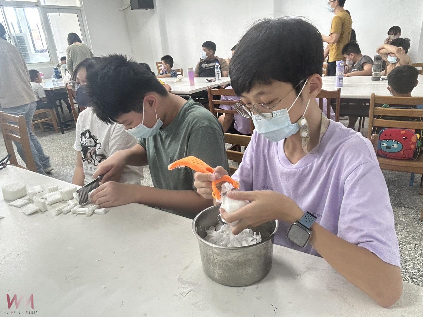 手作閱讀DIY 臺西鄉立圖書館結合政風宣導雙軌併進 - https://www.watchmedia01.com
