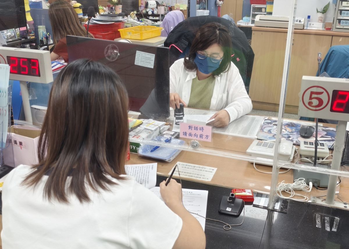 圖／新北推五大福利津貼「免臨櫃複查」，主動清查新制將上路，便利不漏領。（新北市政府社會局提供）