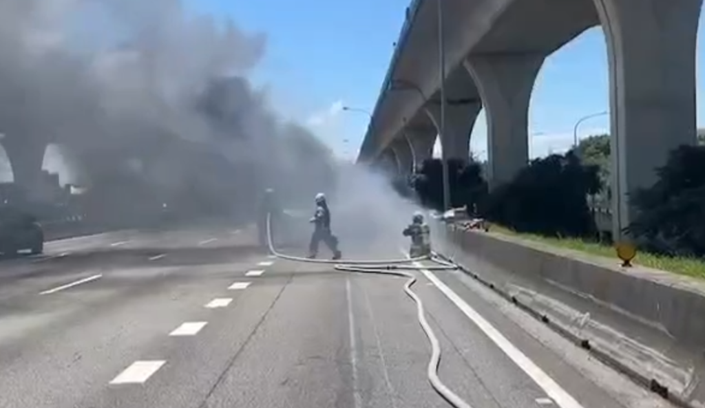 國道1號中壢服務區前火燒車!- 車上3人急逃生