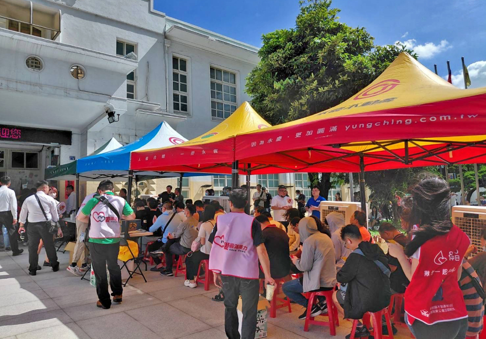 清晨排隊捐熱血!永慶加盟四品牌中區經管會動員彰化加盟店募428袋血送暖 221 cnews207250820a06