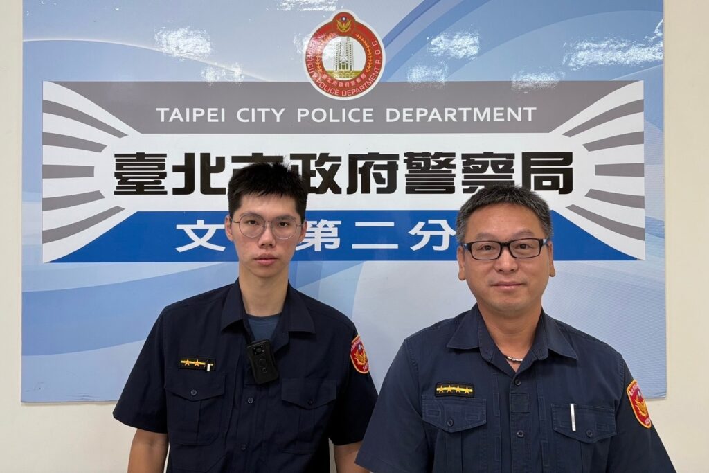 紅帽阿嬤誤入快速道路險象環生  文二警緊急護送返家