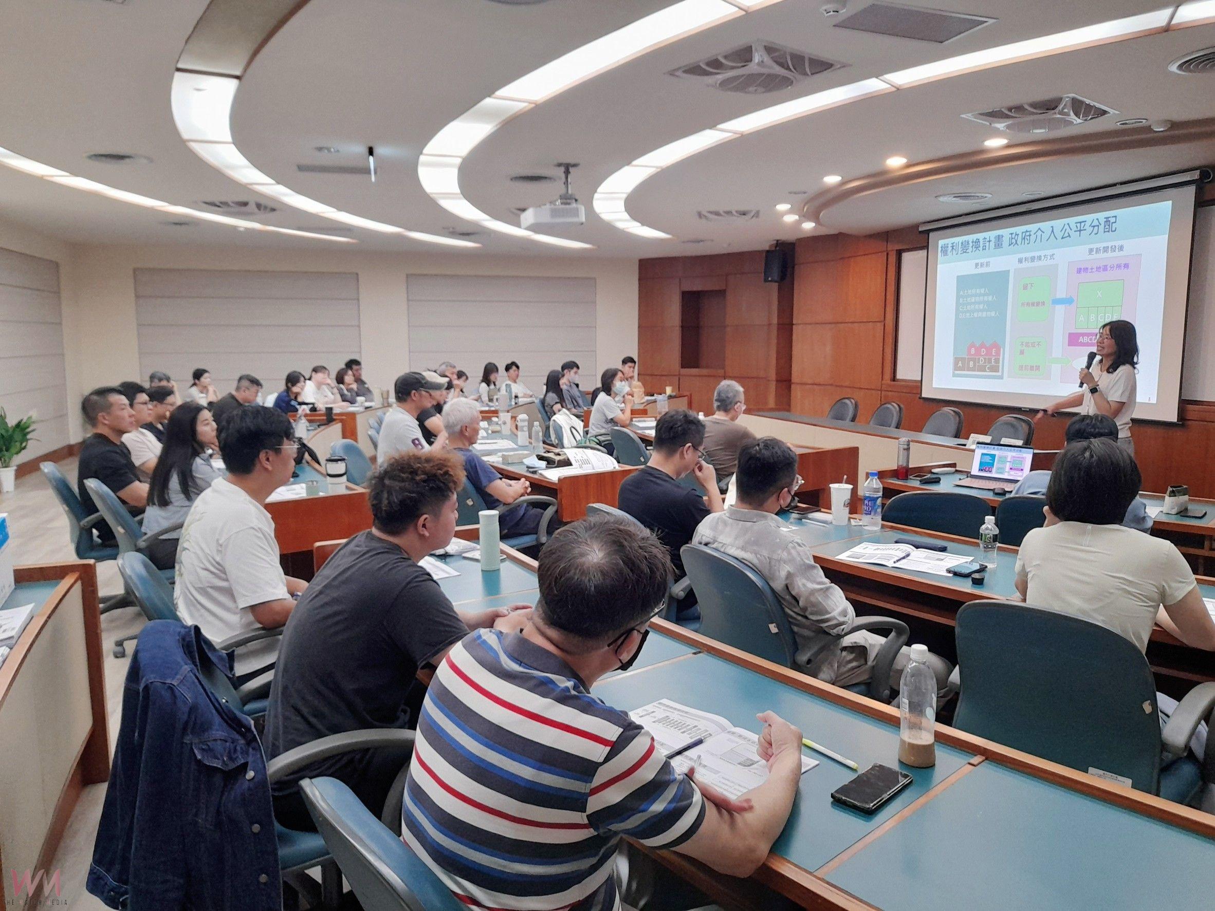 「都更起巡・再生有感」 台中市都發局都更教育訓練課程結訓 - https://www.watchmedia01.com