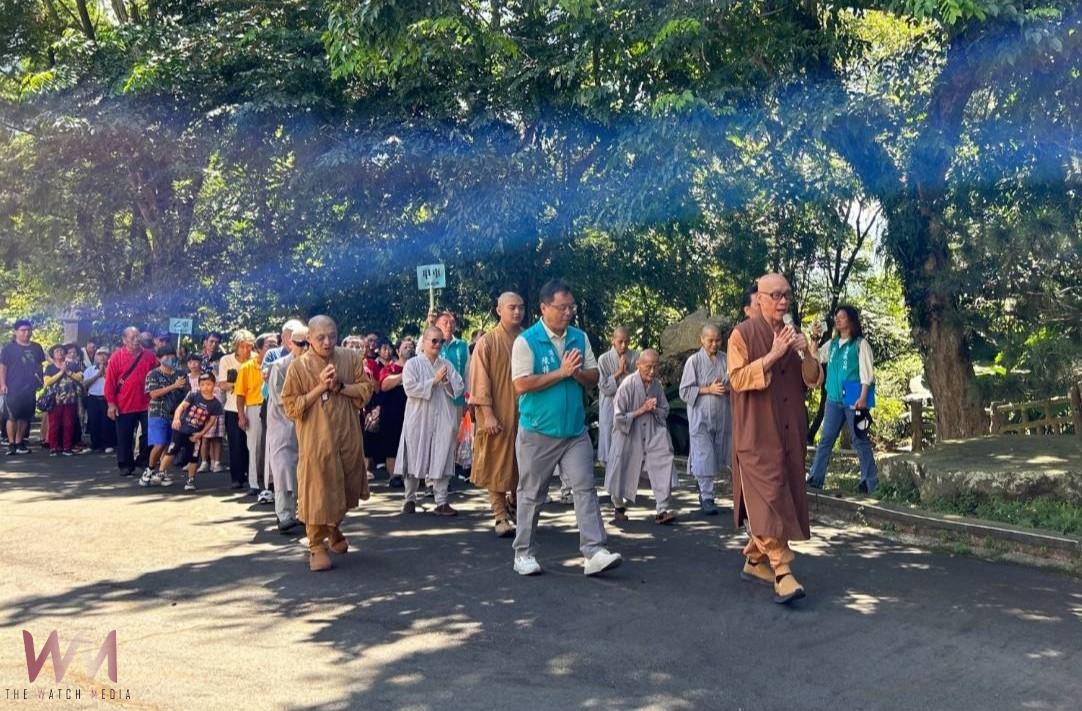 土庫鎮長率108因緣戶遠赴集集 祈福結緣並獲救助金 - https://www.watchmedia01.com