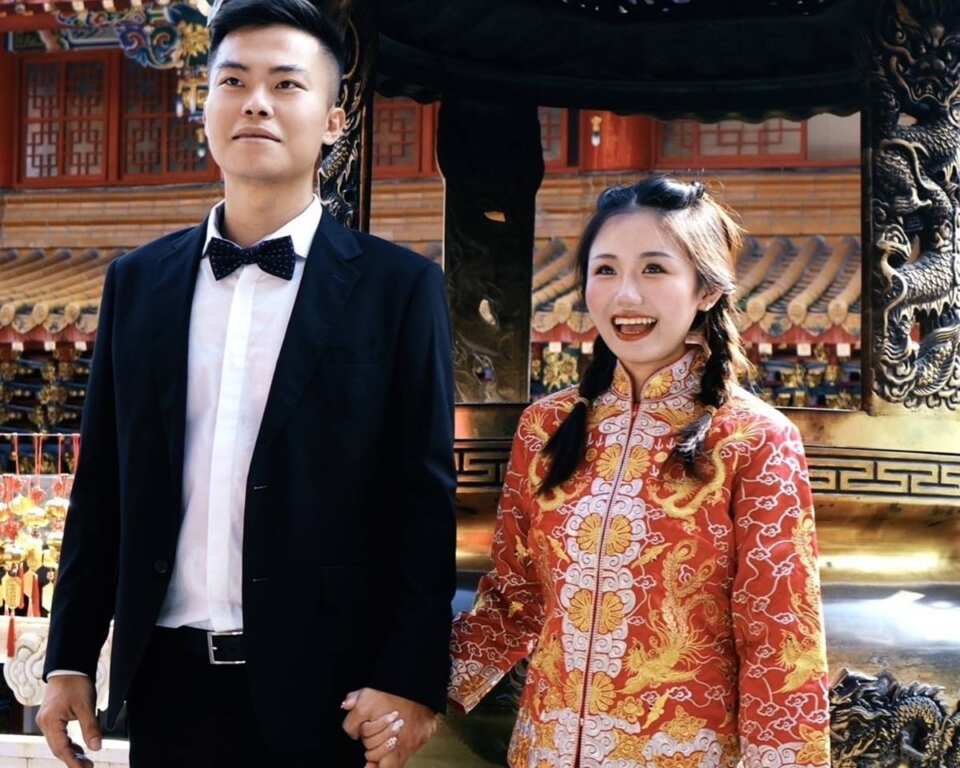 ▲南投縣政府本屆集團婚禮以「情定南投 幸福永留」為主題,邀請新人在日月潭文武廟月老神殿的見證下,許下一生承諾。