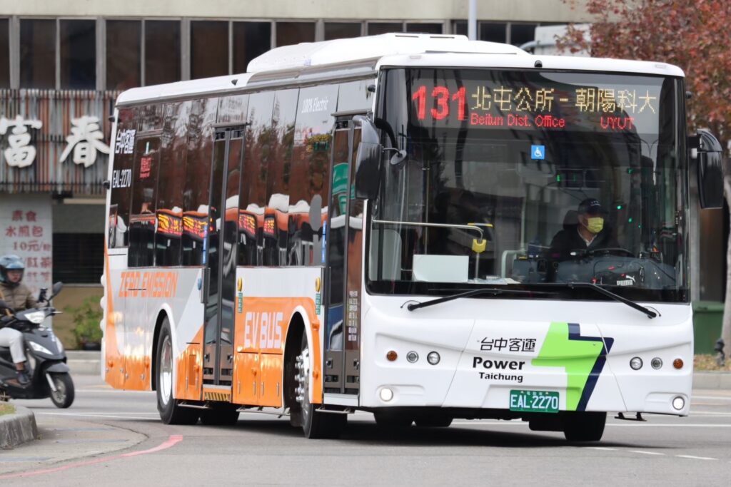 台中市「藍天白雲行動計畫」   市區電動公車翻倍成長佔比將突破5成