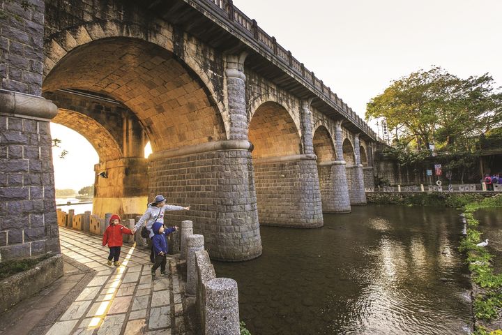 東安古橋。 圖:新竹縣政府交通旅遊處/提供