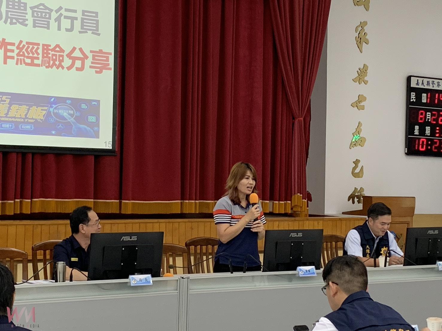 嘉義縣警察局特別邀請六腳鄉農會黃姓僱員分享經驗。(圖/記者陳惲朋攝)