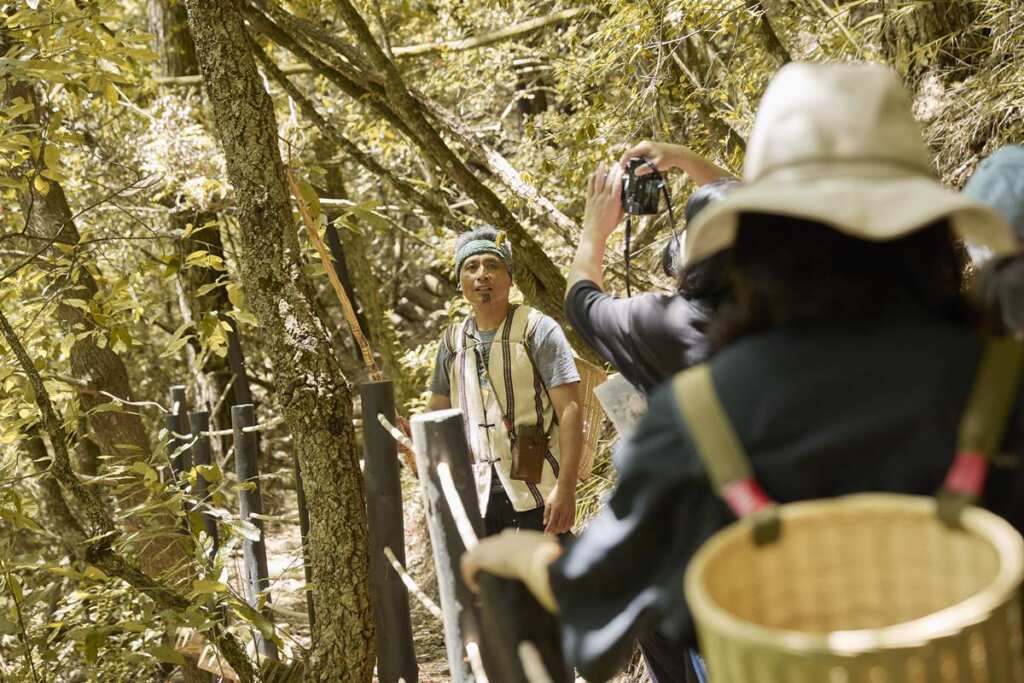 ▲梨不開你遊程-族人帶路環山獵人古道認識泰雅狩獵文化。(參山處提供)