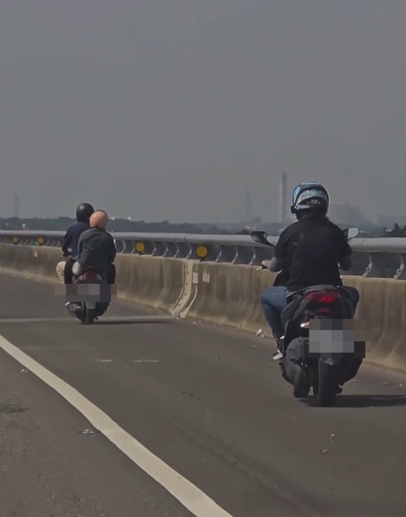 重機誤闖國道3號！崁頂交流道急下車　警方調查將依法開罰