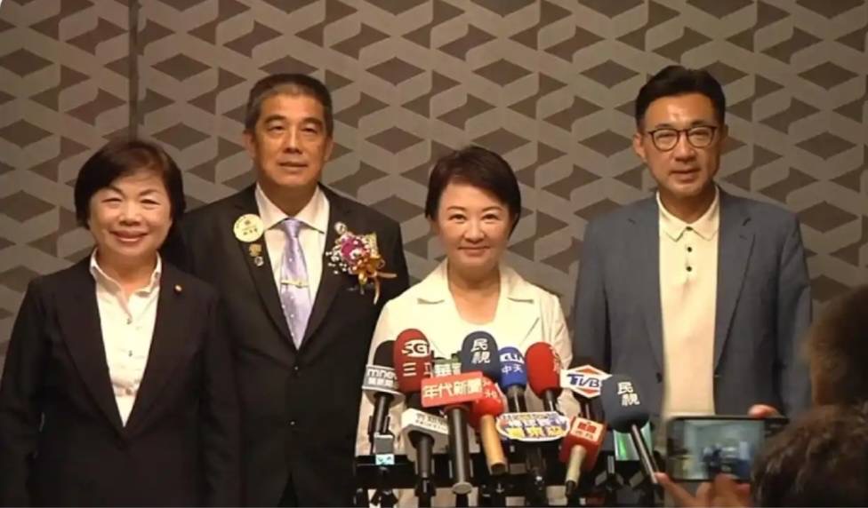 ▲台中市長盧秀燕表示「最困難的時候媽媽會留在家」,婉拒參選國民黨主席,強調堅守台中陪伴市民。