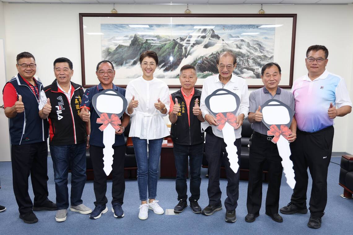 泡麵土地公石龍宮福德會慨捐3輛交通車 嘉惠3社團擴大服務弱勢及推廣食農教育
