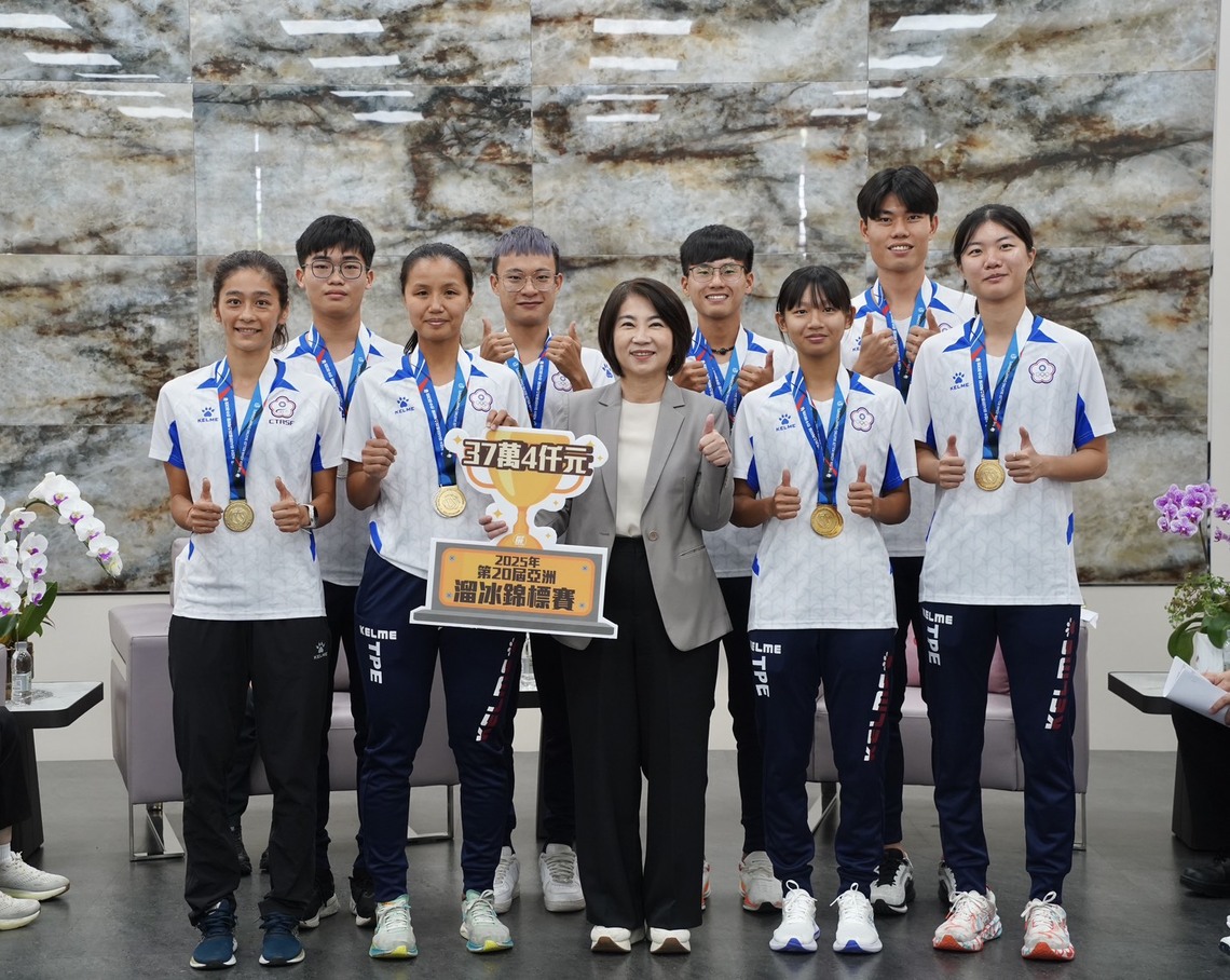周春米縣長接見2025世大運及溜冰亞錦賽屏東優秀選手