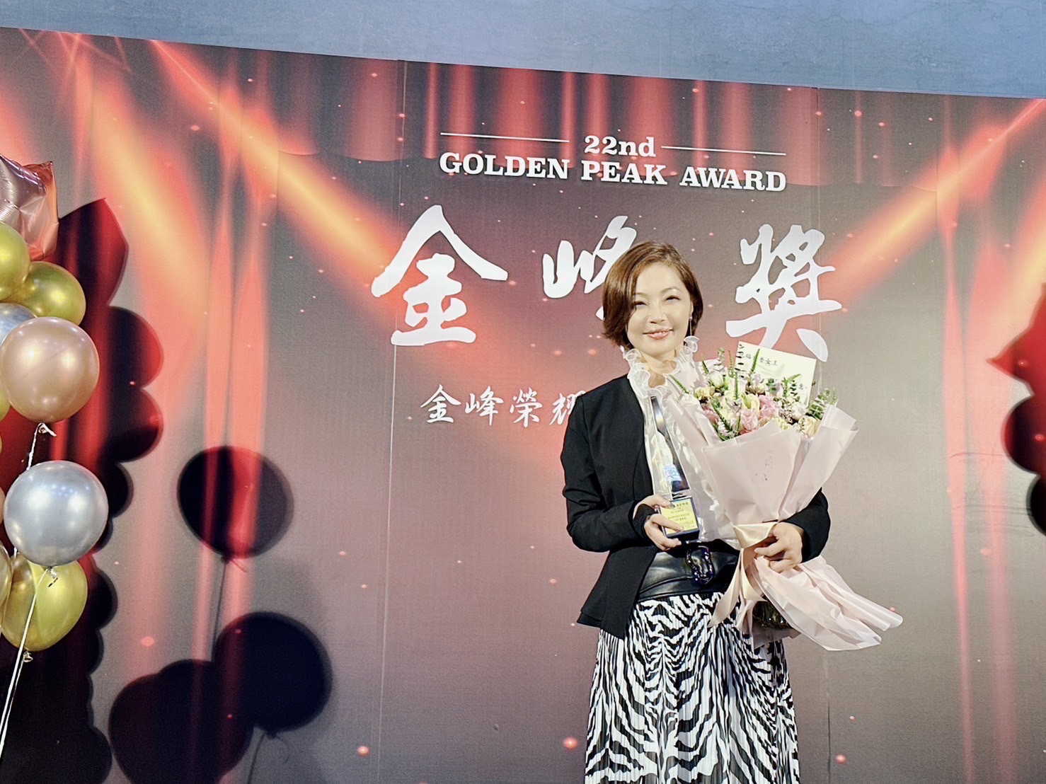 丁湘芹獲雙料金炬獎 推跨境人才新模式助力台灣企業 200 丁湘芹獲雙料金炬獎 推跨境人才新模式助力台灣企業 199