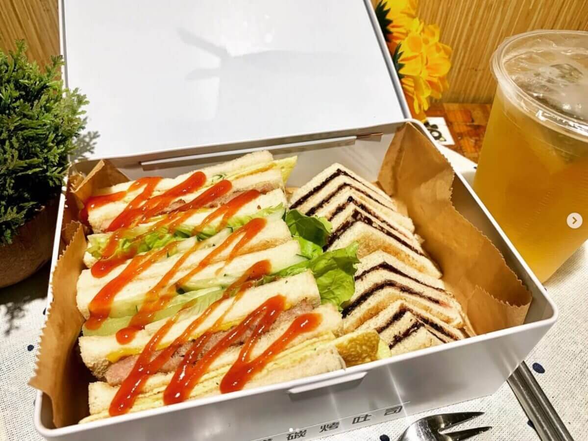 台北美食|夜貓子看過來!台北宵夜必吃4家美食 ,從爐端燒到炭烤吐司都太犯規!