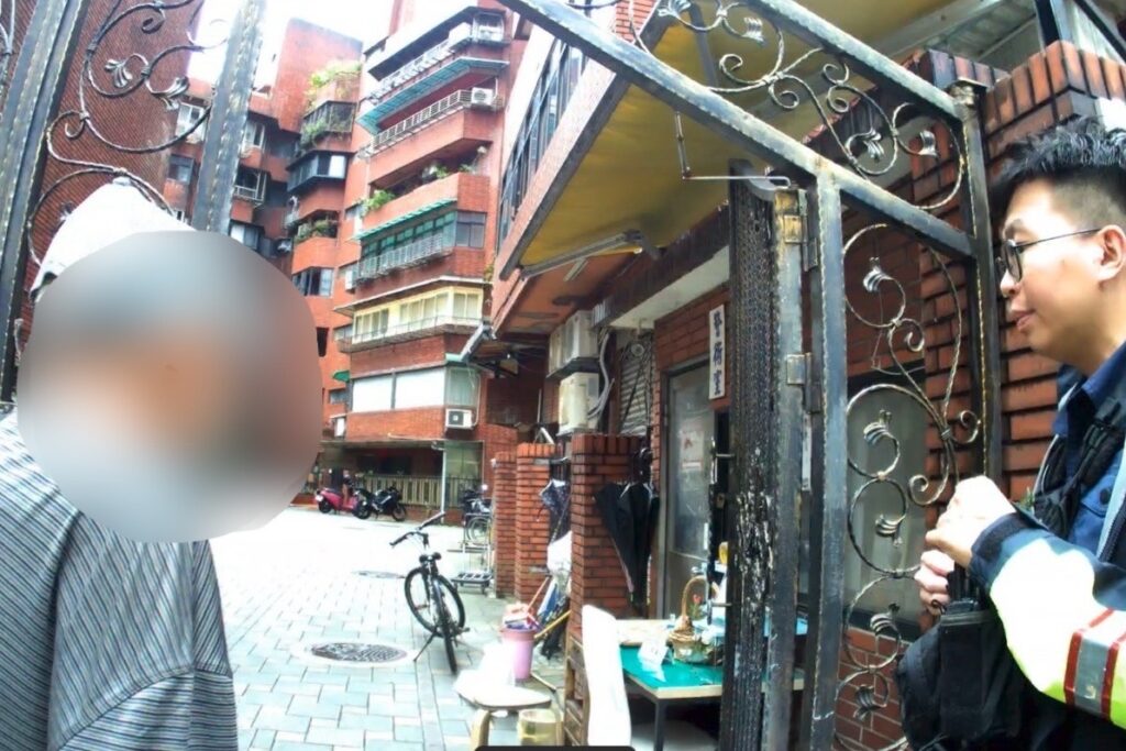 老翁執念百里尋親 文二暖警助達成心願 2 MEITU 20250826 082851660