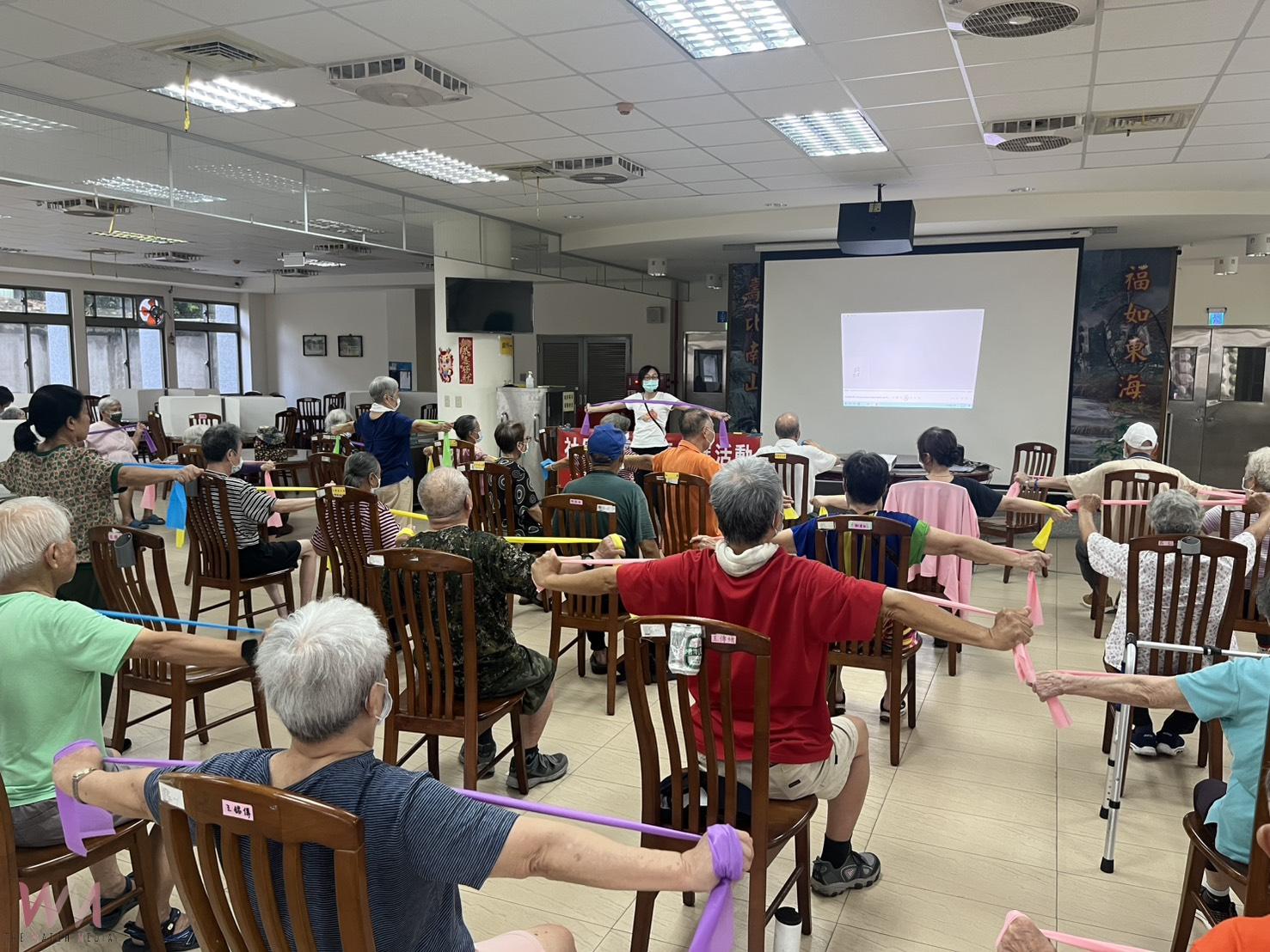 (有影片)/彰化榮家開辦肌力運動課程 助長者延緩退化、健康不打烊 - https://www.watchmedia01.com