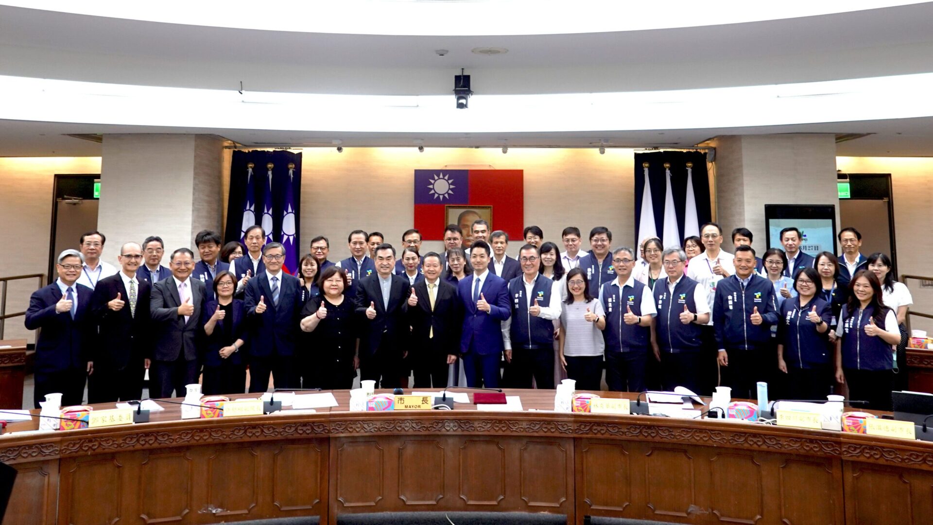 考試院副院長許舒翔與蔣萬安市府團隊座談　聚焦人力運用與留才制度