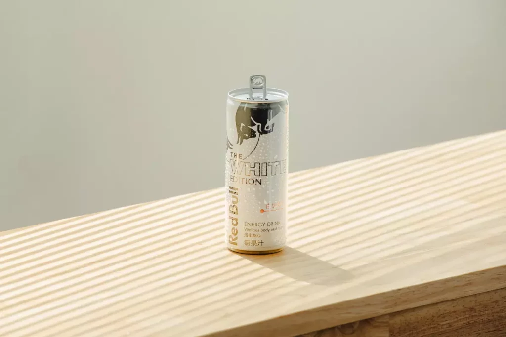 終於等到的台日人氣口味,Red Bull White Edition 白桃風味強勢回歸。(Red. Bull提供)