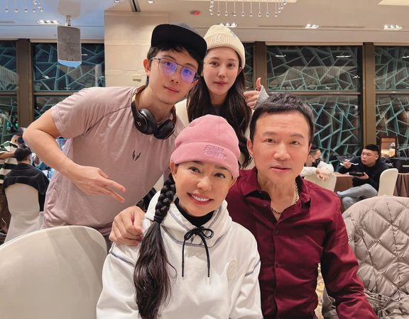 巨嬰男星劈不停/狄鶯才誇「最滿意她」 女友爆孫安佐狂劈腿還騷擾女網紅