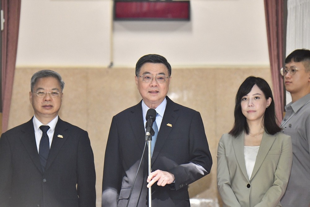 「AI行動內閣2.0」16人名單拍板 卓榮泰明率新閣員向國人報告 256 「AI行動內閣2.0」16人名單拍板 卓榮泰明率新閣員向國人報告 255