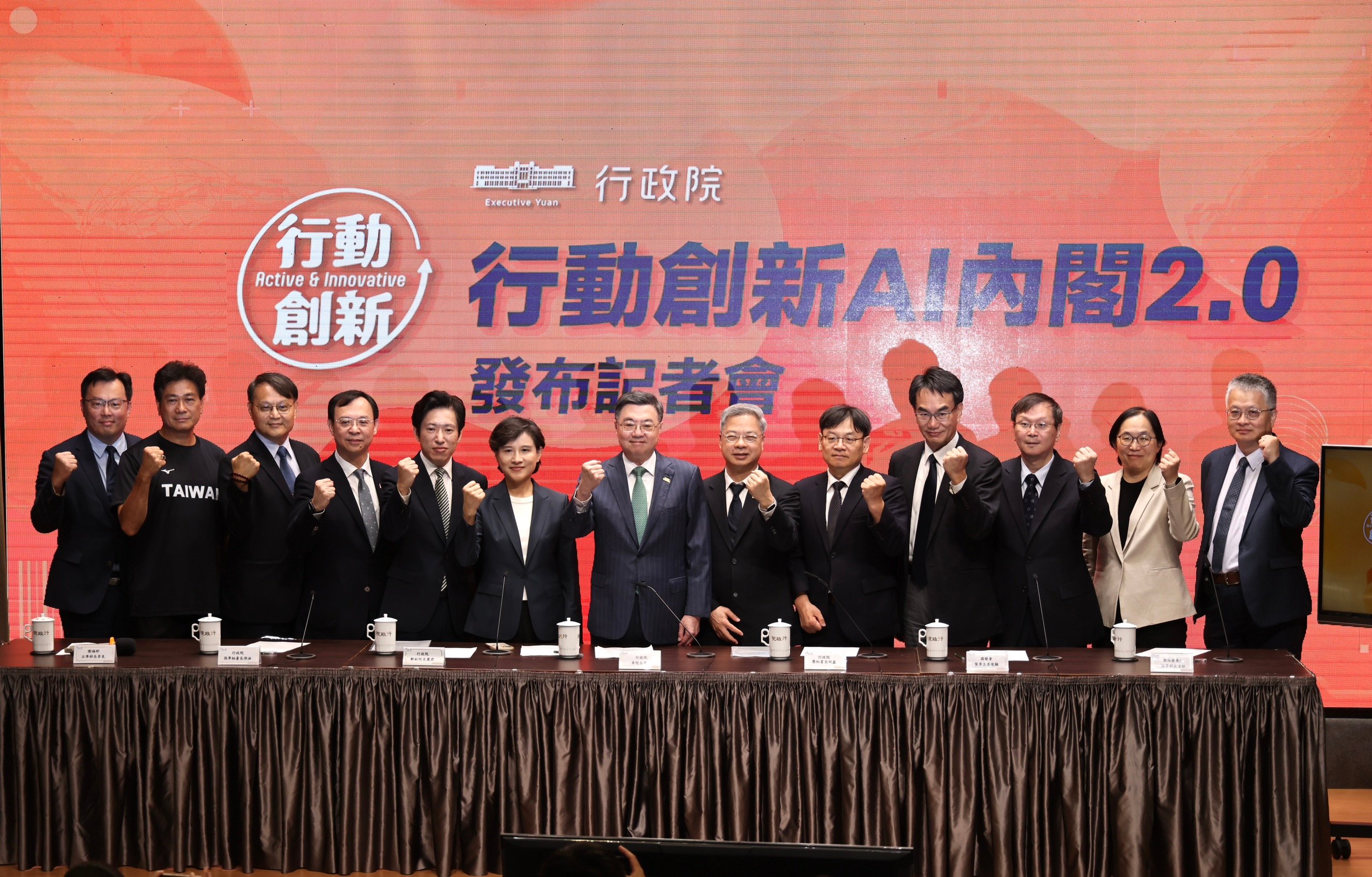 卓榮泰率內閣2.0亮相,這次內閣改組最大的特色是,次長換的比部長多。林啟弘攝