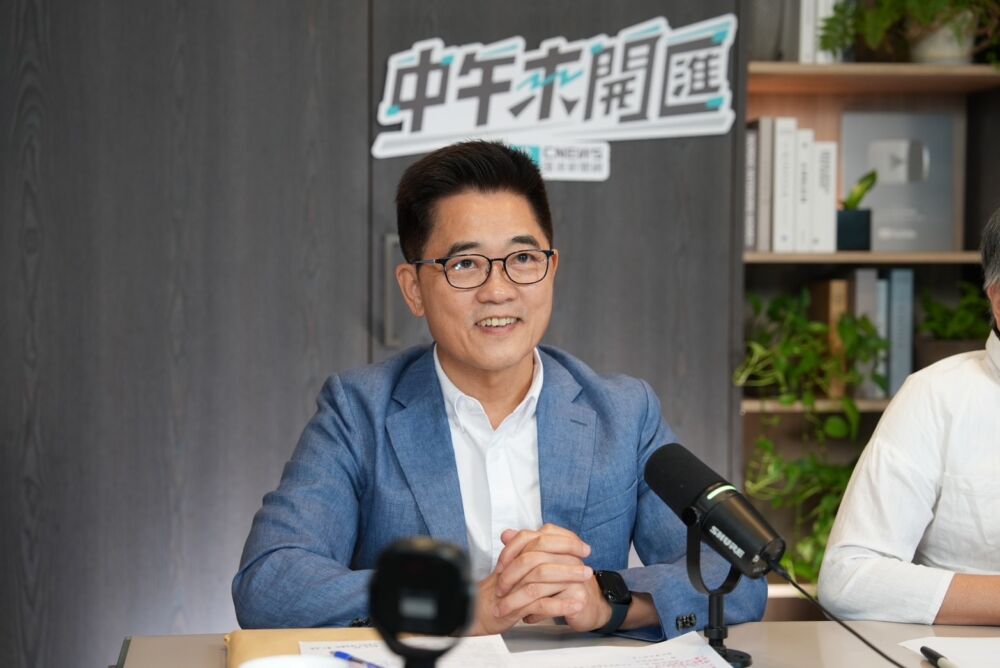 中午來開匯/外界質疑朱立倫「拉郭卡侯」 黃健庭獨家簡訊揭過程:天大謊言、朱沒跟郭台銘聯繫 266 中午來開匯/外界質疑朱立倫「拉郭卡侯」 黃健庭獨家簡訊揭過程:天大謊言、朱沒跟郭台銘聯繫 265