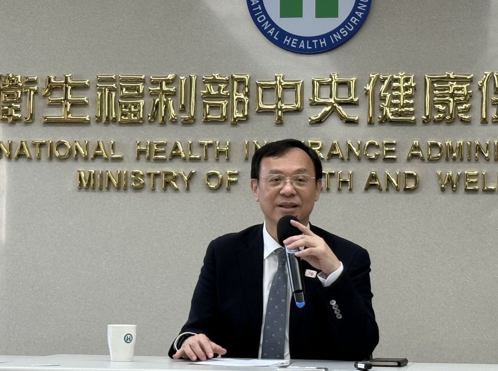 一接衛福部馬上頒「拆彈」新政 石崇良:五步驟優先處理急診壅塞 268 一接衛福部馬上頒「拆彈」新政 石崇良:五步驟優先處理急診壅塞 267