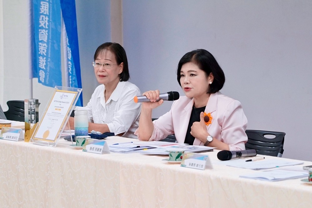 批一般性補助款分配黑箱化「中央集權集錢」 張麗善:地方財政雪上加霜 258 批一般性補助款分配黑箱化「中央集權集錢」 張麗善:地方財政雪上加霜 257