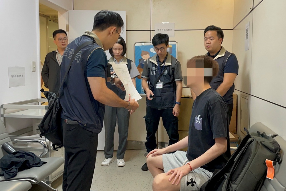 台醫療機構遭駭客勒索付贖 調查局破CrazyHunter駭客集團逮2台人 222 台醫療機構遭駭客勒索付贖 調查局破CrazyHunter駭客集團逮2台人 221