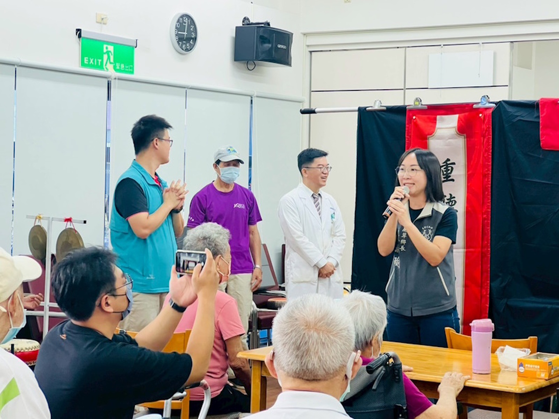 嘉義鹿草文化志工行動延續文化生命力 皮影戲走進照護場域 傳遞更多正能量