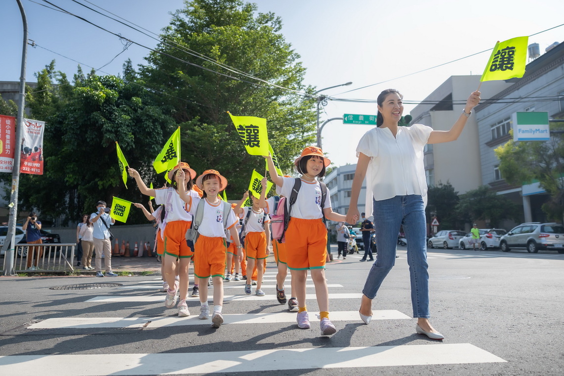 南投縣府響應推動交安月,守護縣民用路安全